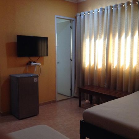 Miami Inn Cagayán de Oro Exterior foto