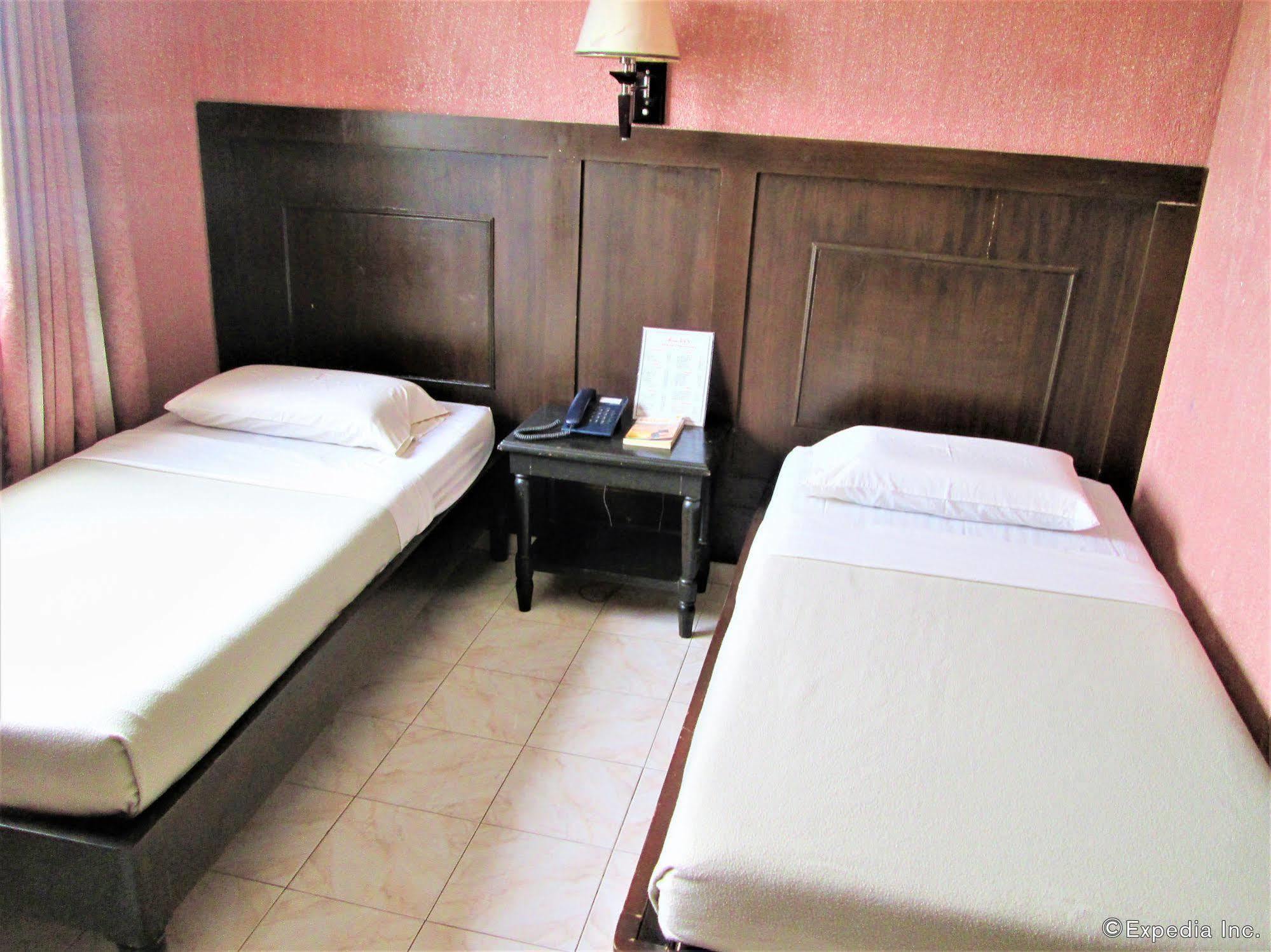 Miami Inn Cagayán de Oro Exterior foto